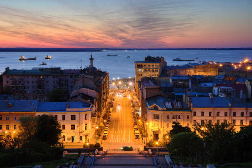 Одесса сегодня: люди тонут, поля горят, казни египетские наступают