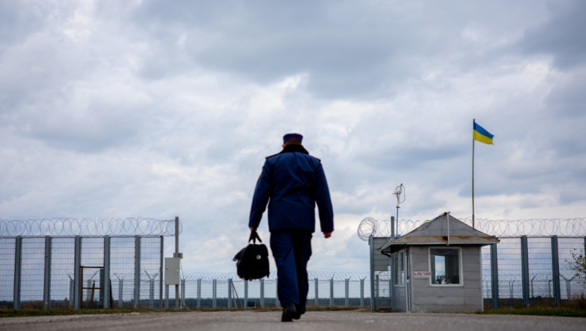 Украинский пограничник вышел в туалет и попросил политическое убежище в Румынии