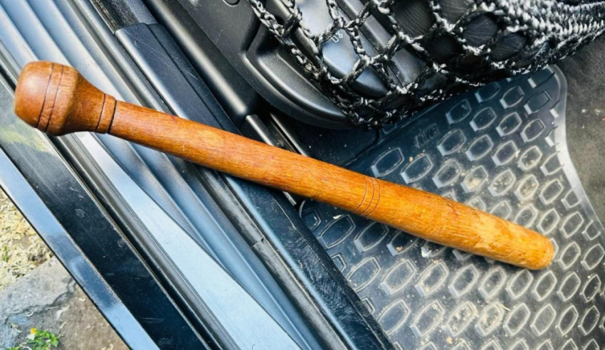 В Одессе мужчина забил знакомого битой и бросил умирать на улице