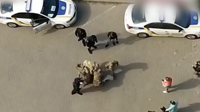 Политолог Воскобойников: в Одессе ТЦК начали врываться в дома и избивать мужчин 