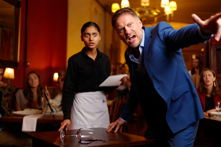 Одессит выстрелил в официантку, потому что в меню ресторана не было наркотиков