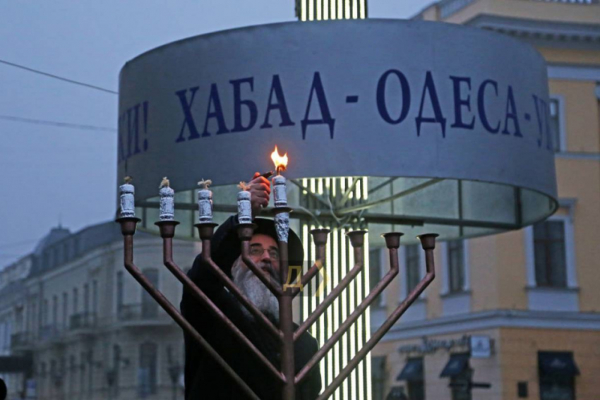 Ханука 2025 года в Одессе: евреи отмечают праздник света при полном блэкауте