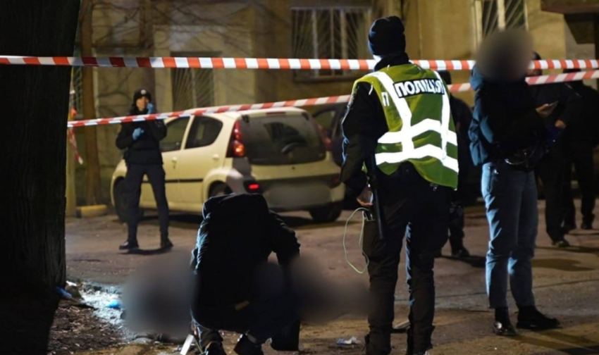 Херсонец расстрелял главу благотворительного фонда на детской площадке в Одессе