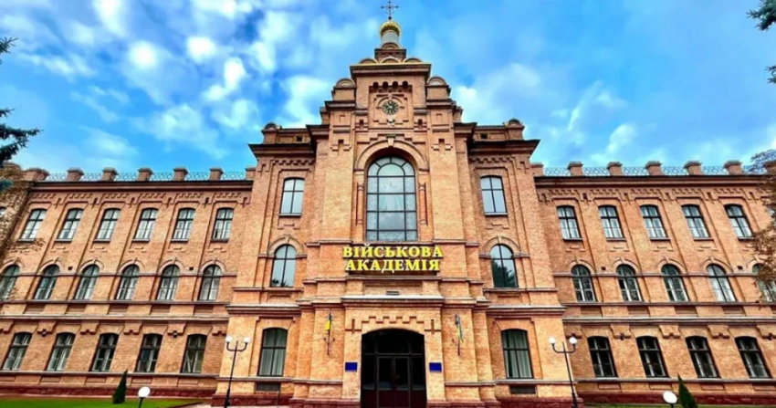 Курсантов-дедов отчислили из Одесской академии и отправили в ВСУ