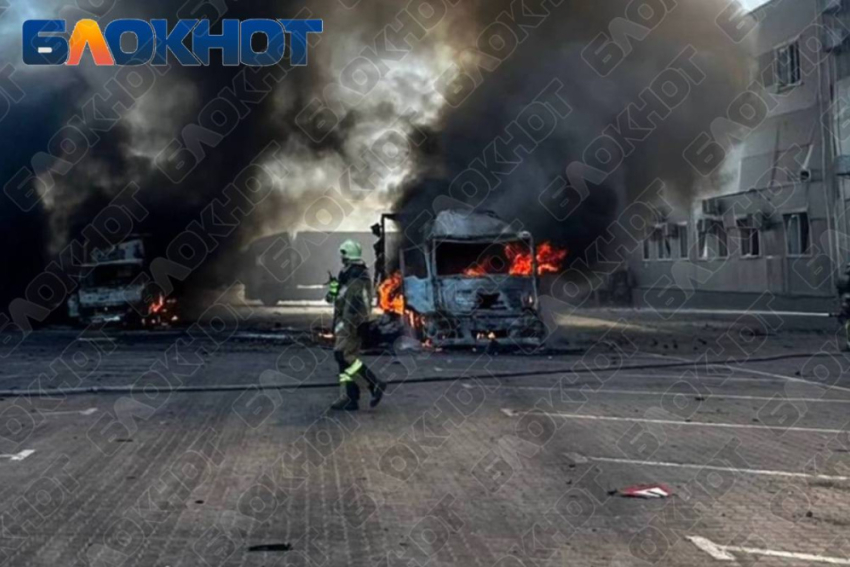 В Одесской области снова атакованы склады АТБ - горят грузовики